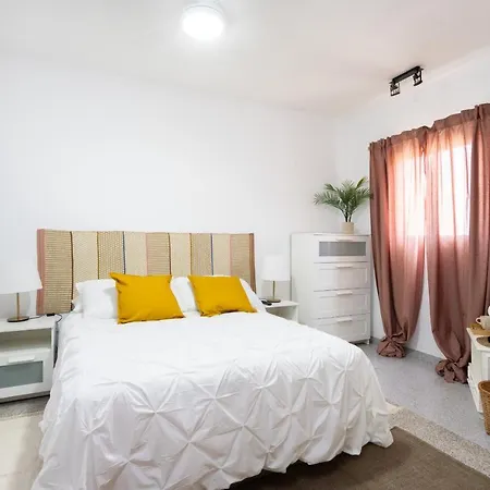Eden 105 Surfy Stylish Bed&coffee * Granadilla De Abona
